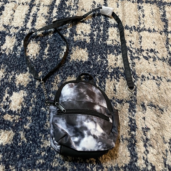 Miniature backpack - Picture 1 of 2